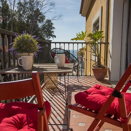 C46 - House With Garden & Pool In Apartment