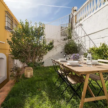 Apartment C46 - House With Garden & Pool In